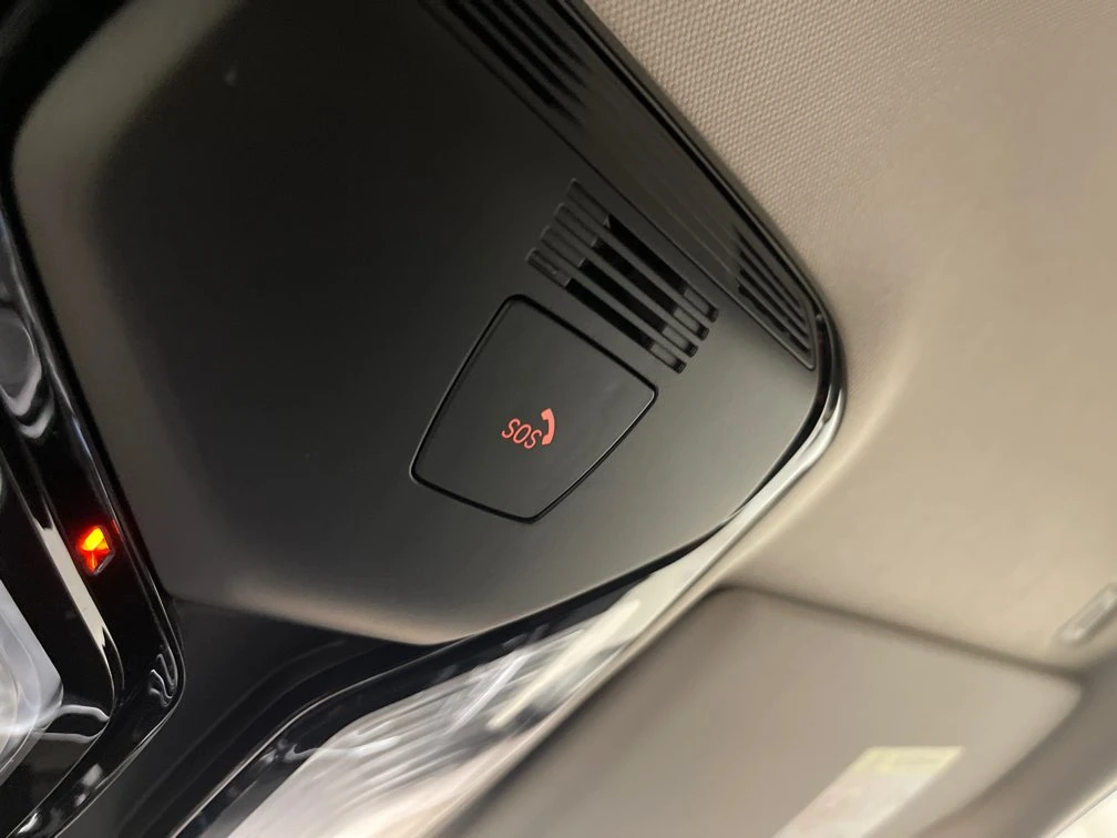 BMW i4 * 40  * АВТОФИНАНСИРАНЕ*  - изображение 9 | Auto.bg BMW i4 * 40  * АВТОФИНАНСИРАНЕ*  - изображение 9