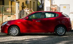 Alfa Romeo Giulietta 1.4 Turbo MultiAir проблем в кутията - 2000 € / 3911.66 лв. - 64757467 3 | Car24.bg Alfa Romeo Giulietta 1.4 Turbo MultiAir проблем в кутията - 2000 € / 3911.66 лв. - 64757467 3