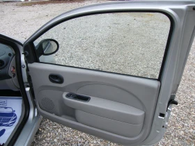 Renault Twingo 1.3 i - 3290 лв. / 1682.15 € - 43204393 10 | Car24.bg Renault Twingo 1.3 i - 3290 лв. / 1682.15 € - 43204393 10