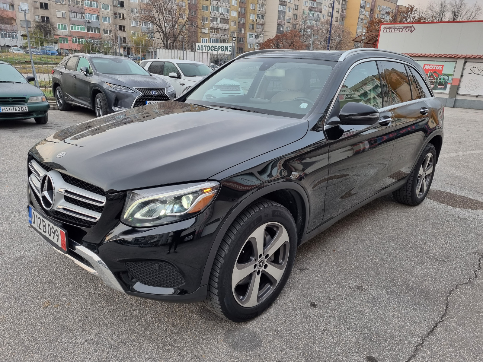 Mercedes-Benz GLC 300 4MATIC  - [1] 