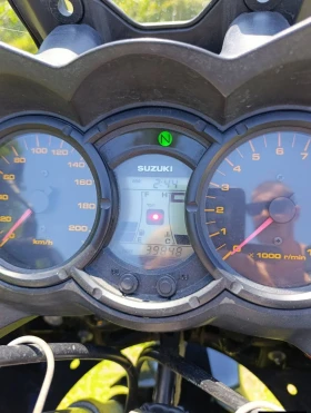 Suzuki V-strom 650 | Auto.bg — изображение 11 Suzuki V-strom 650 | Auto.bg — изображение 11