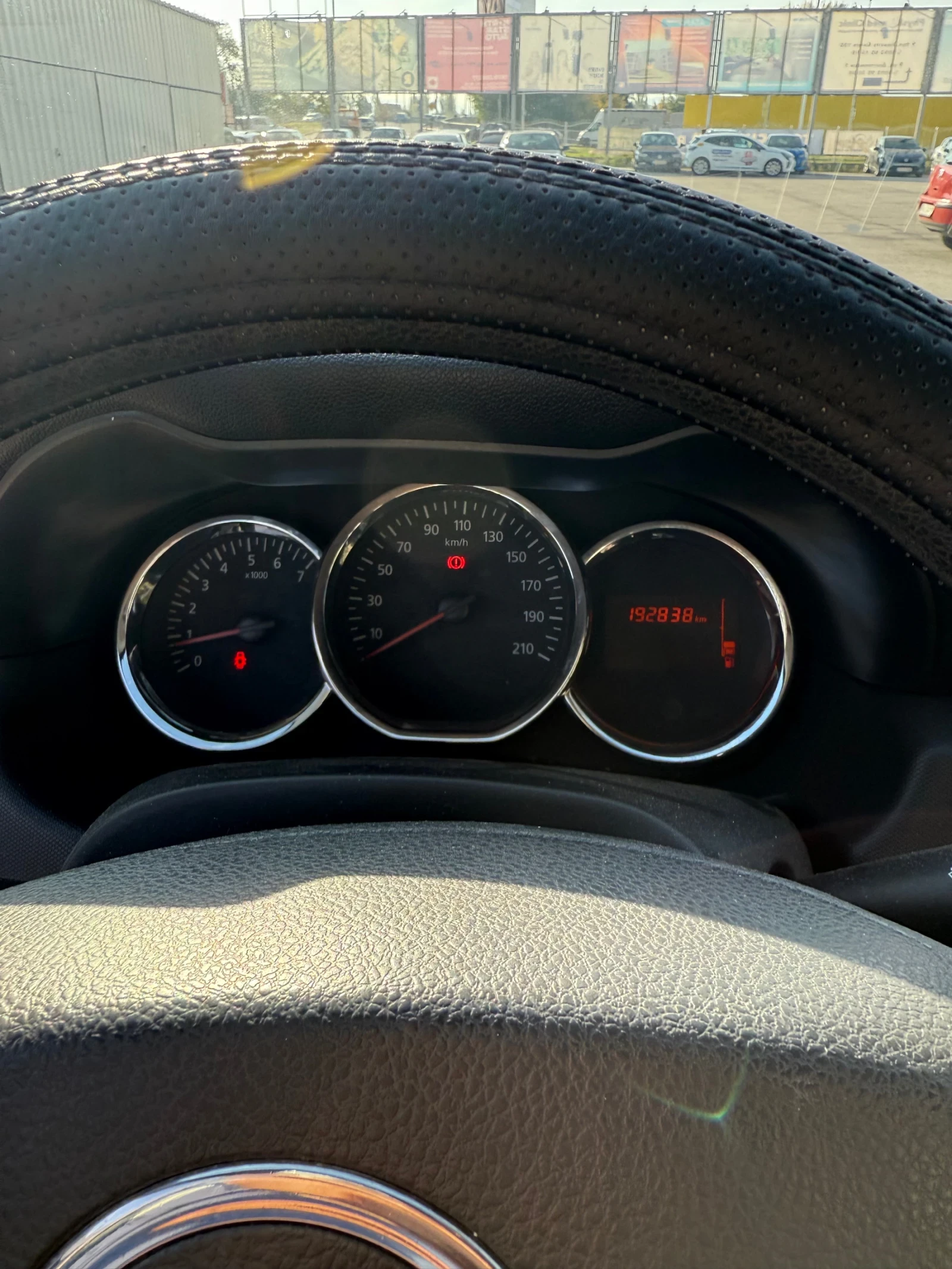 Dacia Duster 1.6i газ - изображение 2 | Auto.bg Dacia Duster 1.6i газ - изображение 2