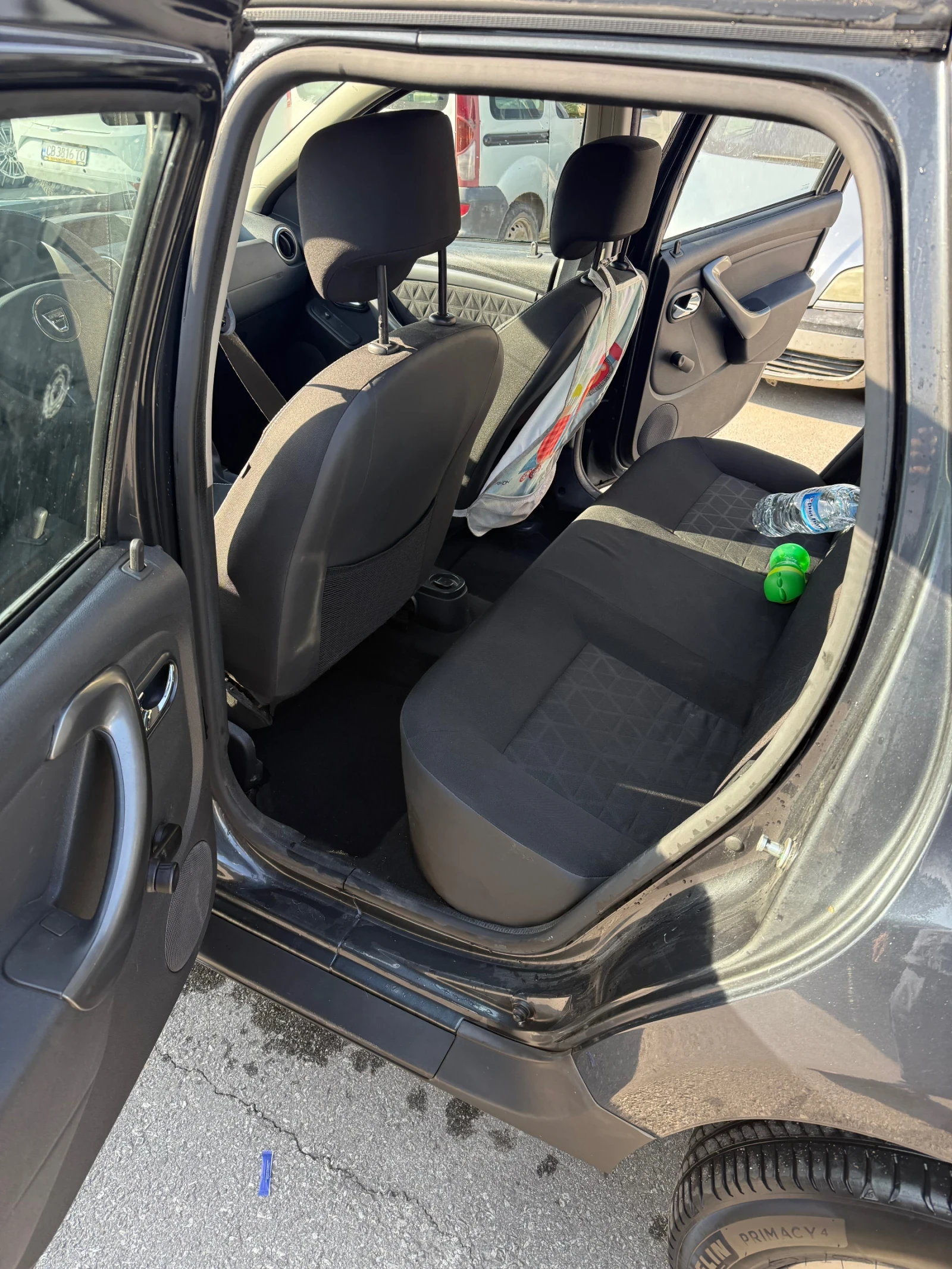 Dacia Duster 1.6i газ - изображение 6 | Auto.bg Dacia Duster 1.6i газ - изображение 6