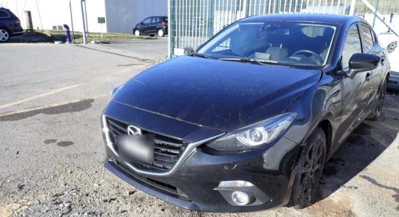 Mazda 3 2.0 d, 2.0 бензин, 1.5 бензин - 11 € / 21.51 лв. - 81302579 1 | Car24.bg Mazda 3 2.0 d, 2.0 бензин, 1.5 бензин - 11 € / 21.51 лв. - 81302579 1