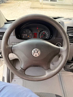 VW Crafter 2.0TDi-Клима-7местен-Евро6 | Auto.bg — изображение 15 VW Crafter 2.0TDi-Клима-7местен-Евро6 | Auto.bg — изображение 15