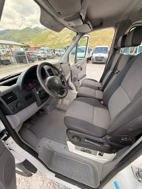 VW Crafter 2.0TDi-Клима-7местен-Евро6 | Auto.bg — изображение 13 VW Crafter 2.0TDi-Клима-7местен-Евро6 | Auto.bg — изображение 13