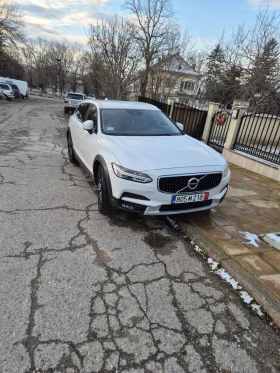 Volvo V90 Cross Country 2.0D - 22000 € / 43028.26 лв. - 61267927 5 | Car24.bg Volvo V90 Cross Country 2.0D - 22000 € / 43028.26 лв. - 61267927 5