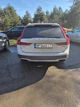 Volvo V90 Cross Country 2.0D - 22000 € / 43028.26 лв. - 61267927 6 | Car24.bg Volvo V90 Cross Country 2.0D - 22000 € / 43028.26 лв. - 61267927 6