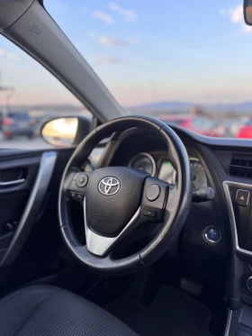 Toyota Auris 1.8i Hybrid - 5900 € / 11539.40 лв. - 58950825 8 | Car24.bg Toyota Auris 1.8i Hybrid - 5900 € / 11539.40 лв. - 58950825 8