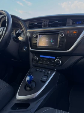 Toyota Auris 1.8i Hybrid - 5900 € / 11539.40 лв. - 58950825 11 | Car24.bg Toyota Auris 1.8i Hybrid - 5900 € / 11539.40 лв. - 58950825 11