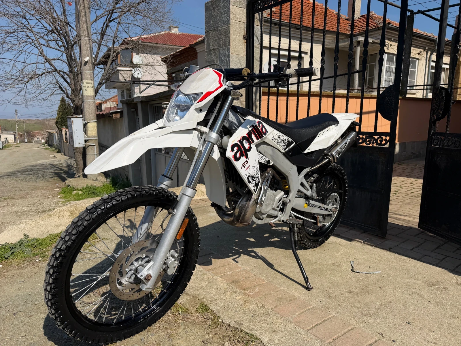 Aprilia Rx 50 | Auto.bg — изображение 1 Aprilia Rx 50 | Auto.bg — изображение 1