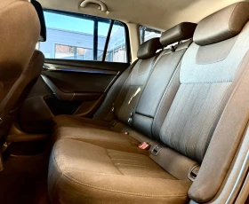 Skoda Octavia Подгрев* Carplay* ЛИЗИНГ | Auto.bg — изображение 14 Skoda Octavia Подгрев* Carplay* ЛИЗИНГ | Auto.bg — изображение 14