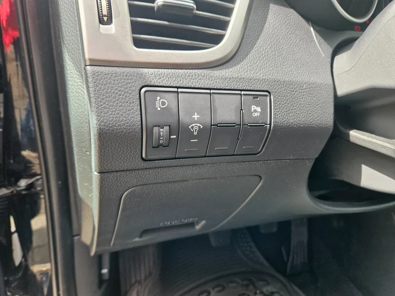 Hyundai I30 1, 4i "FIFA World Cup Edition" ЕВРО 5 , 6  - изображение 10 | Auto.bg Hyundai I30 1, 4i "FIFA World Cup Edition" ЕВРО 5 , 6  - изображение 10