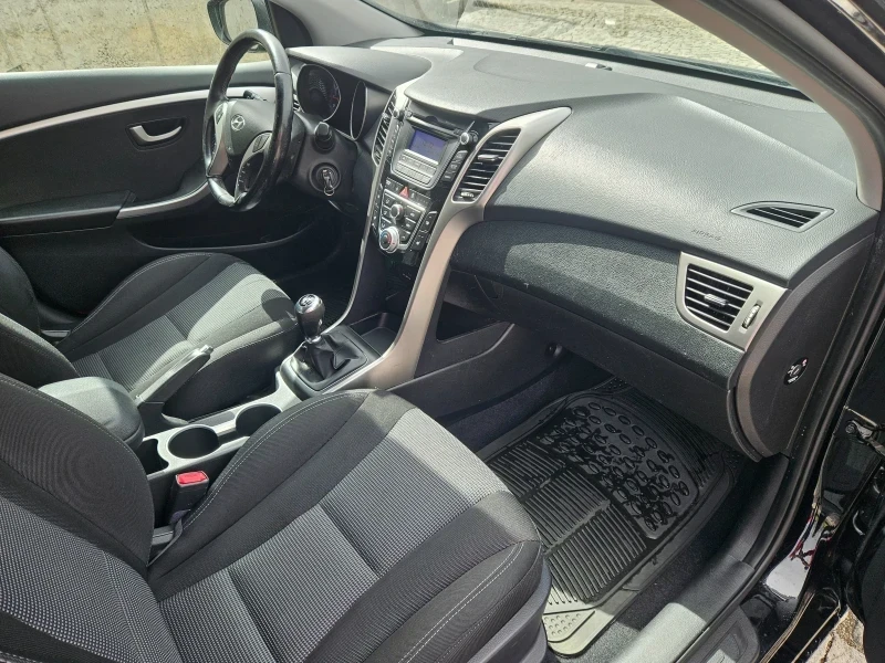 Hyundai I30 1, 4i "FIFA World Cup Edition" ЕВРО 5 , 6  - изображение 9 | Auto.bg Hyundai I30 1, 4i "FIFA World Cup Edition" ЕВРО 5 , 6  - изображение 9