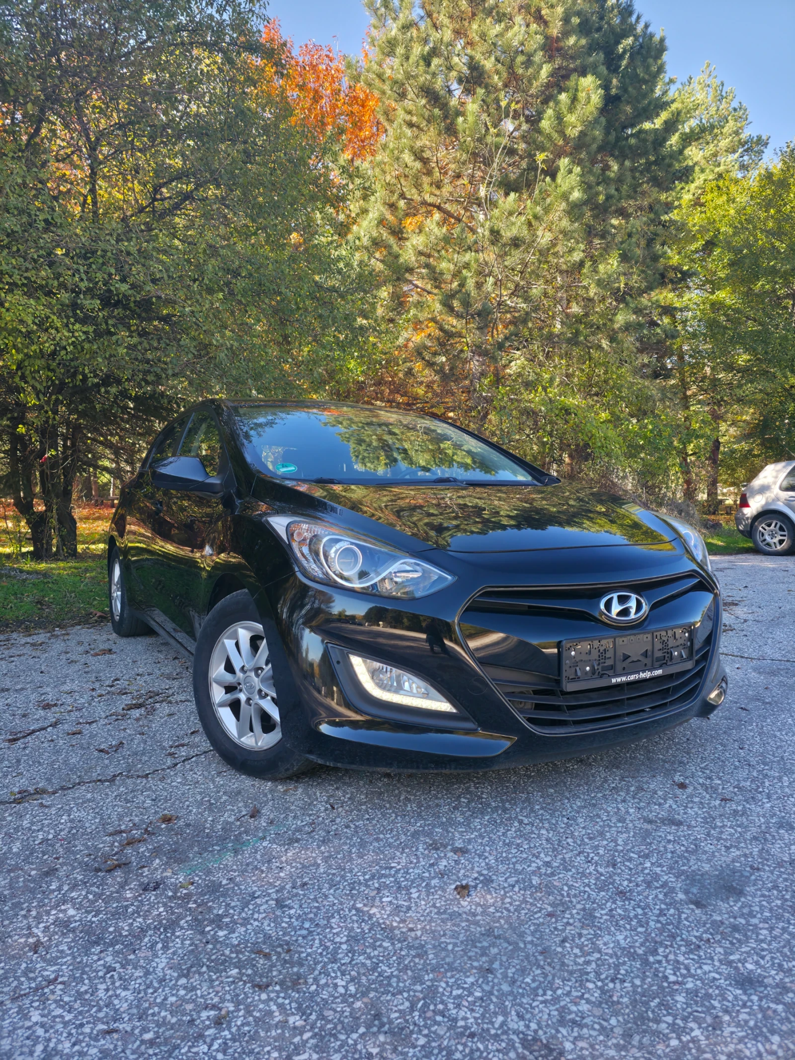 Hyundai I30 1, 4i "FIFA World Cup Edition" ЕВРО 5 , 6  - изображение 2 | Auto.bg Hyundai I30 1, 4i "FIFA World Cup Edition" ЕВРО 5 , 6  - изображение 2