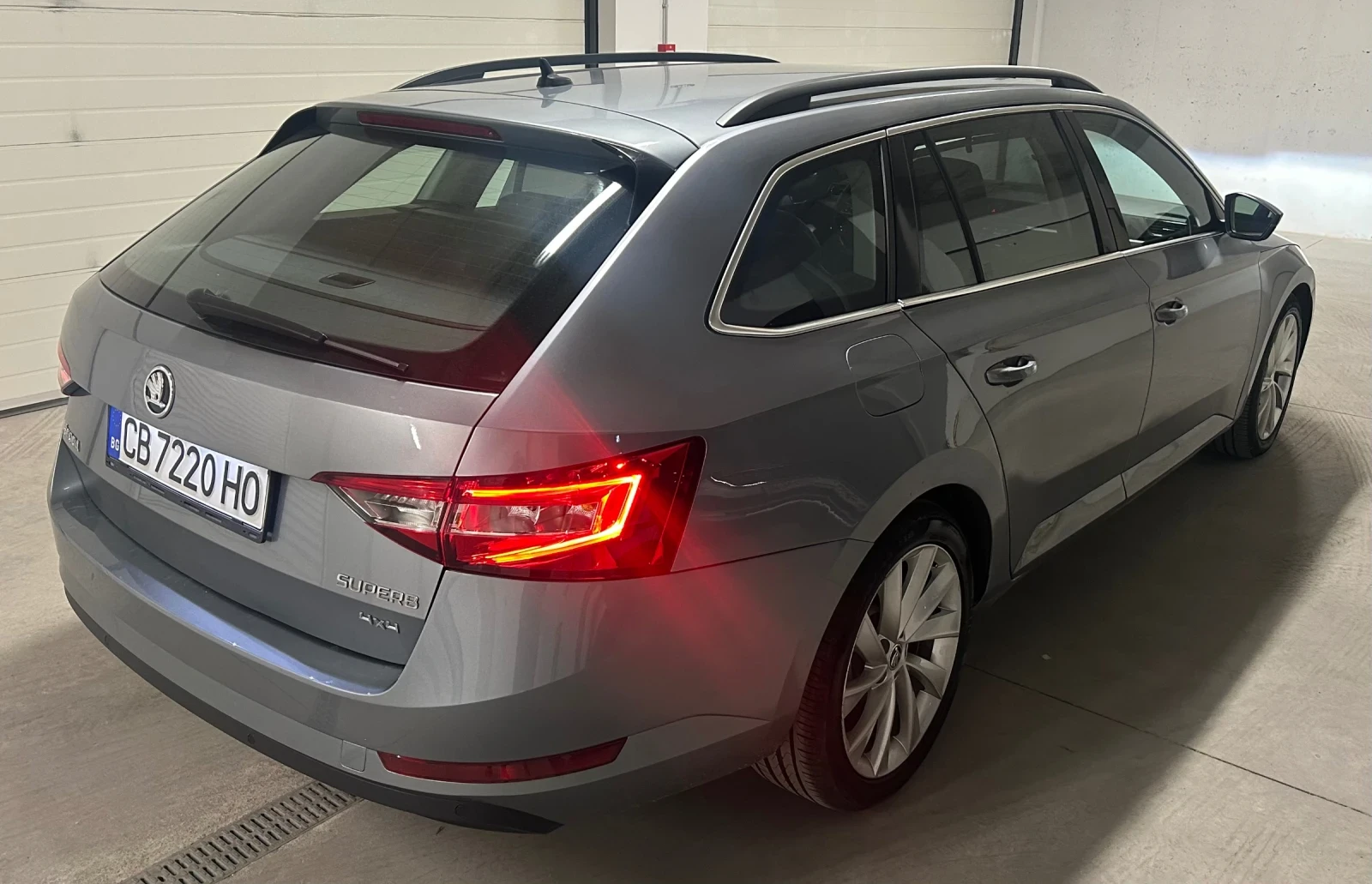 Skoda Superb 2.0 TDI DSG 4x4 - изображение 4 | Auto.bg Skoda Superb 2.0 TDI DSG 4x4 - изображение 4