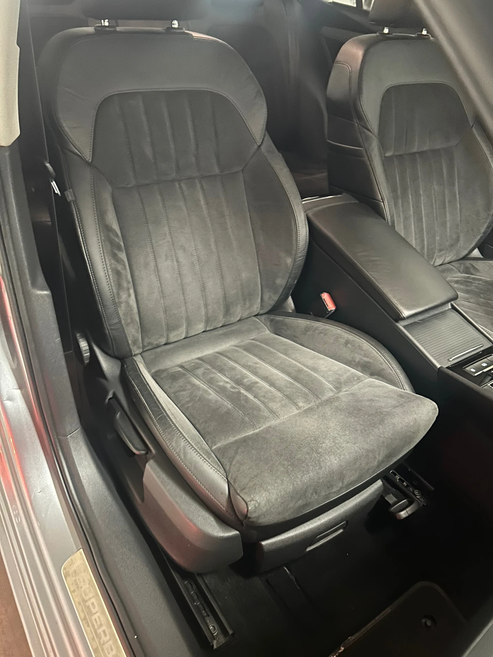 Skoda Superb 2.0 TDI DSG 4x4 - изображение 8 | Auto.bg Skoda Superb 2.0 TDI DSG 4x4 - изображение 8