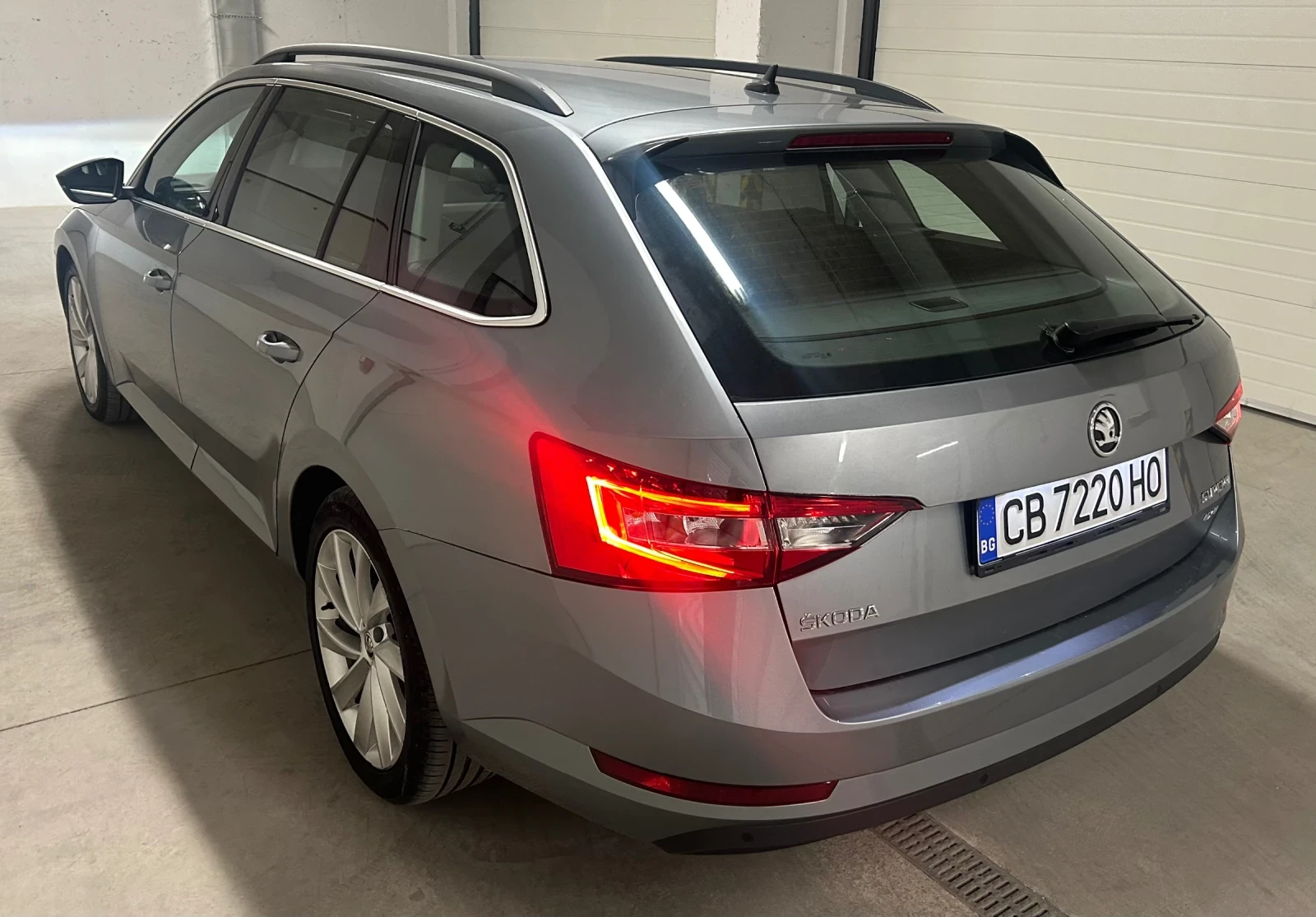 Skoda Superb 2.0 TDI DSG 4x4 - изображение 5 | Auto.bg Skoda Superb 2.0 TDI DSG 4x4 - изображение 5