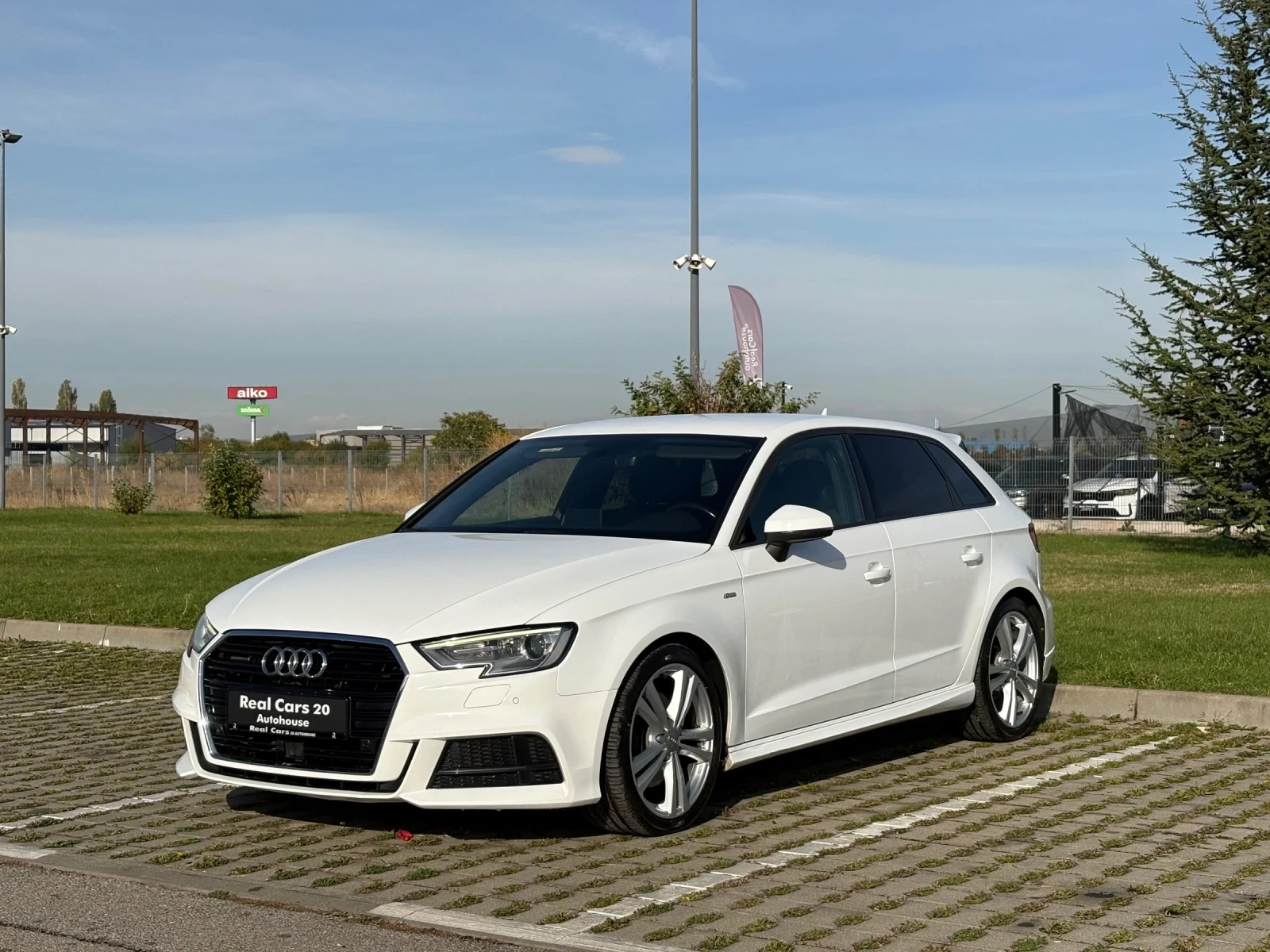 Audi A3 DIGITAL* QUATTRO* S-LINE-X3* DISTR* СЕРВИЗНА ИСТОР | Auto.bg — изображение 1 Audi A3 DIGITAL* QUATTRO* S-LINE-X3* DISTR* СЕРВИЗНА ИСТОР | Auto.bg — изображение 1