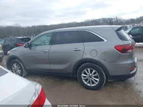 Kia Sorento LX 3.3/ Финансиране от 204 евро на месец - 8250 € / 16135.60 лв. - 19748566 15 | Car24.bg Kia Sorento LX 3.3/ Финансиране от 204 евро на месец - 8250 € / 16135.60 лв. - 19748566 15