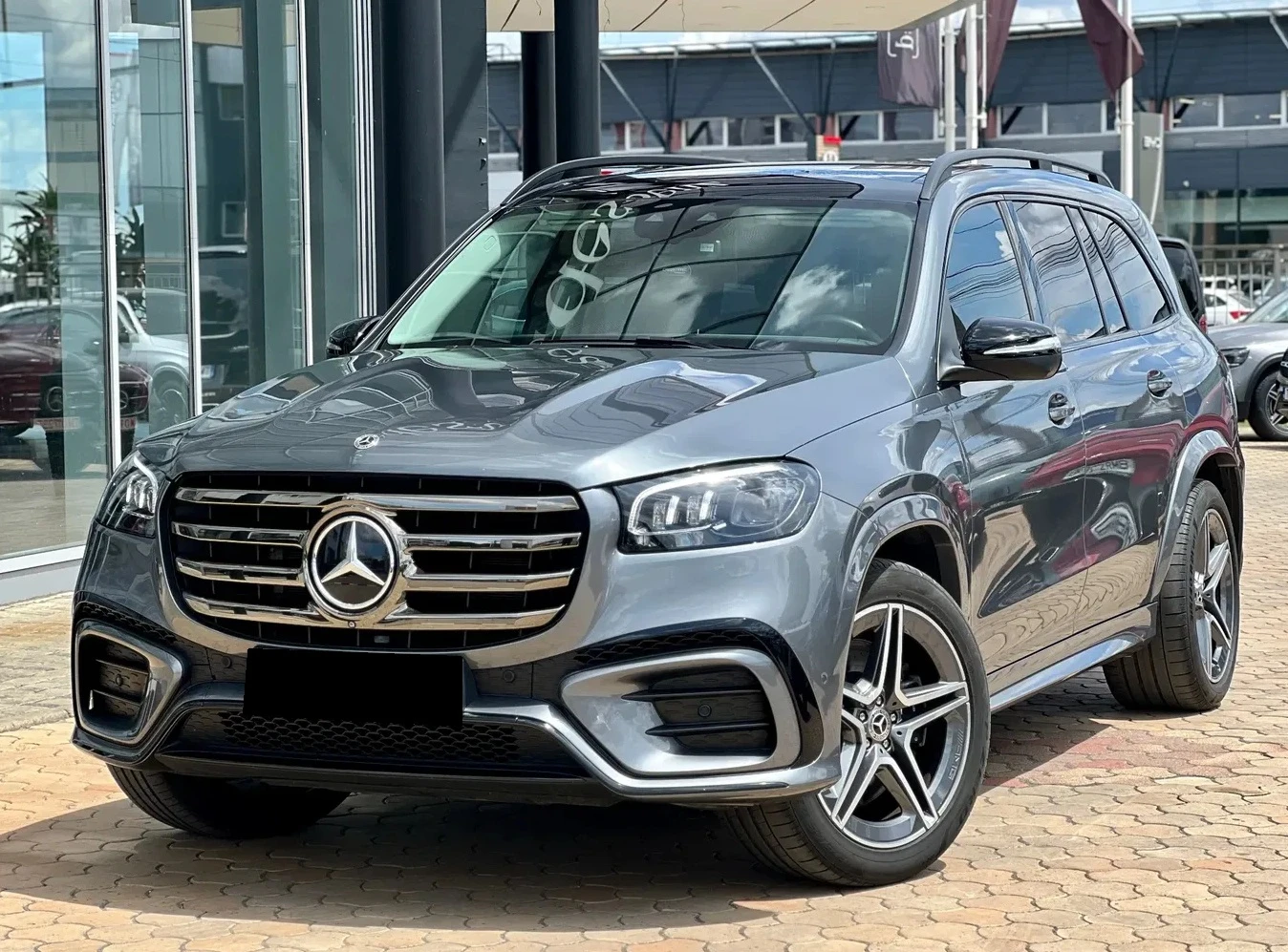 Mercedes-Benz GLS 450 d 4MATIC AMG-Line | Auto.bg — изображение 1 Mercedes-Benz GLS 450 d 4MATIC AMG-Line | Auto.bg — изображение 1