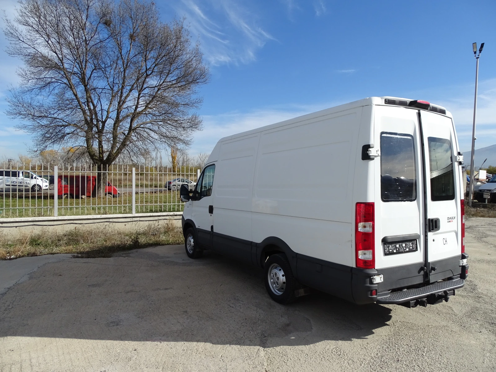 Iveco Daily 35S14 - изображение 4 | Auto.bg Iveco Daily 35S14 - изображение 4