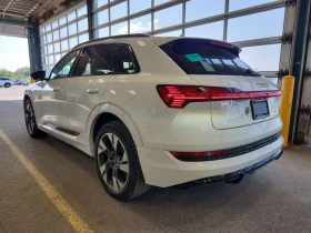 Audi E-Tron * PROGRESSIV * 360 КАМЕРА* ОБДУХВАНЕ* ПАНОРАМА* | Auto.bg — изображение 4 Audi E-Tron * PROGRESSIV * 360 КАМЕРА* ОБДУХВАНЕ* ПАНОРАМА* | Auto.bg — изображение 4