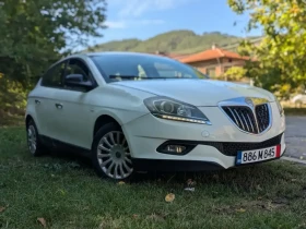 Снимка Lancia Delta