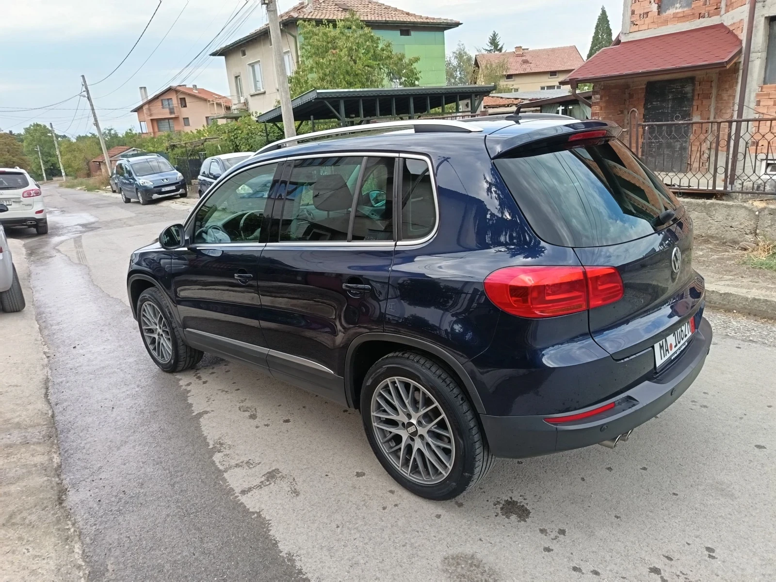 VW Tiguan 2.0 топ състояние 170к.с - изображение 2 | Auto.bg VW Tiguan 2.0 топ състояние 170к.с - изображение 2