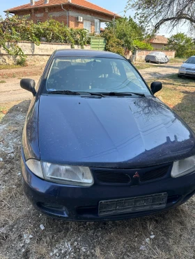 Снимка Mitsubishi Carisma