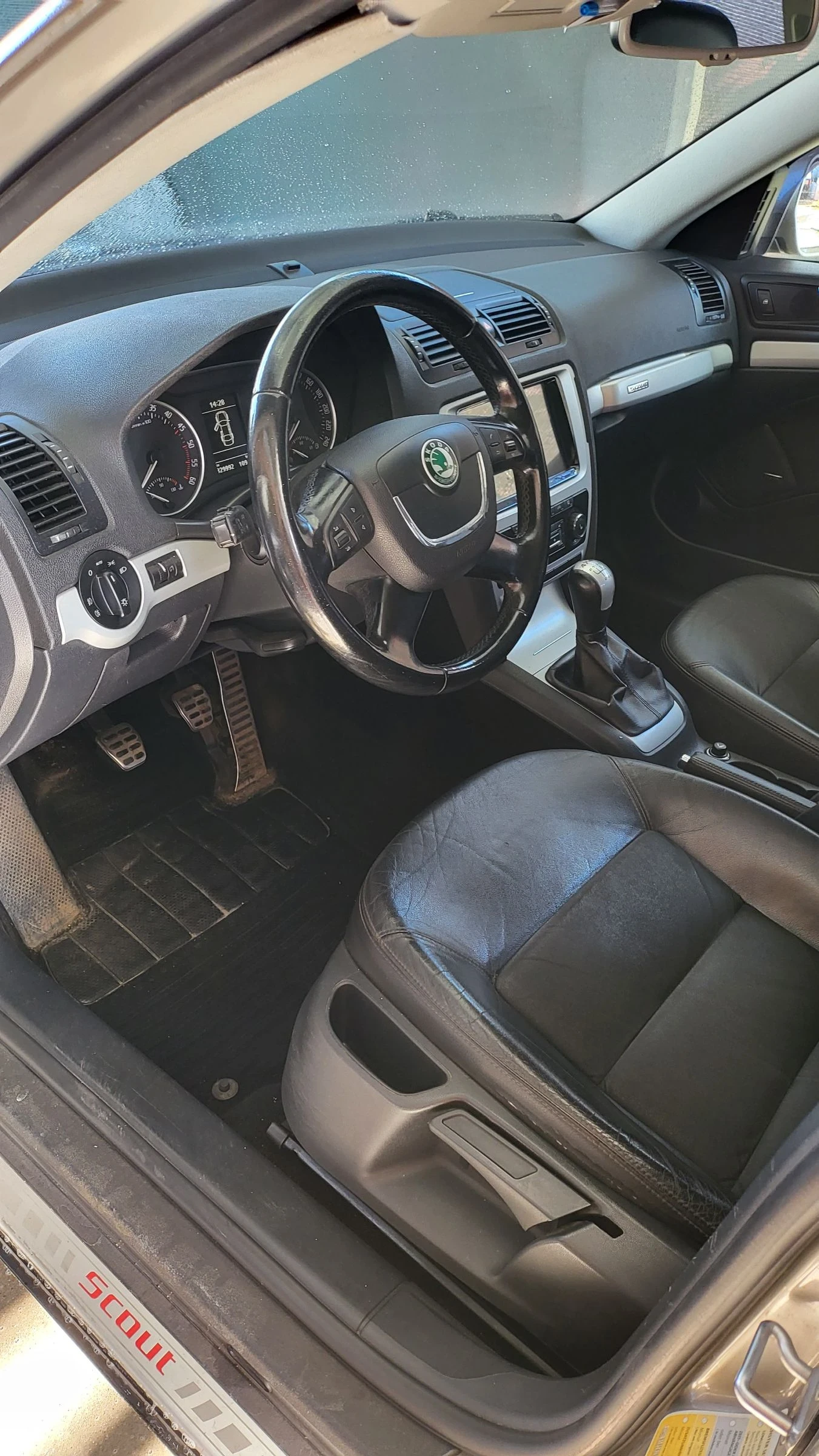Skoda Octavia Скаут - изображение 5 | Auto.bg Skoda Octavia Скаут - изображение 5