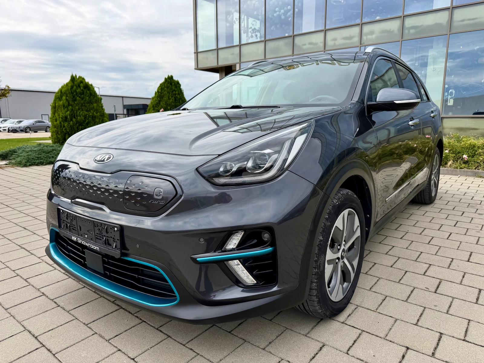 Kia Niro ExecutiveLine-KEYLESS-GO-EASY-ENTRY-KAMERA-DISTRON | Auto.bg — изображение 1 Kia Niro ExecutiveLine-KEYLESS-GO-EASY-ENTRY-KAMERA-DISTRON | Auto.bg — изображение 1