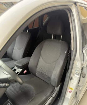 Toyota Rav4 Facelift 4X4 - 7100 € / 13886.39 лв. - 43256443 15 | Car24.bg Toyota Rav4 Facelift 4X4 - 7100 € / 13886.39 лв. - 43256443 15