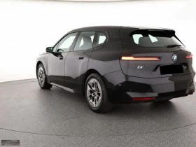 BMW iX 50/xDRIVE/523HP/MSPORT/360/SKYLOUNG/H&K/LASER/921z | Auto.bg — изображение 4 BMW iX 50/xDRIVE/523HP/MSPORT/360/SKYLOUNG/H&K/LASER/921z | Auto.bg — изображение 4