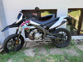 Derbi Senda DRD X-Treme Super Moto | Auto.bg — изображение 3 Derbi Senda DRD X-Treme Super Moto | Auto.bg — изображение 3