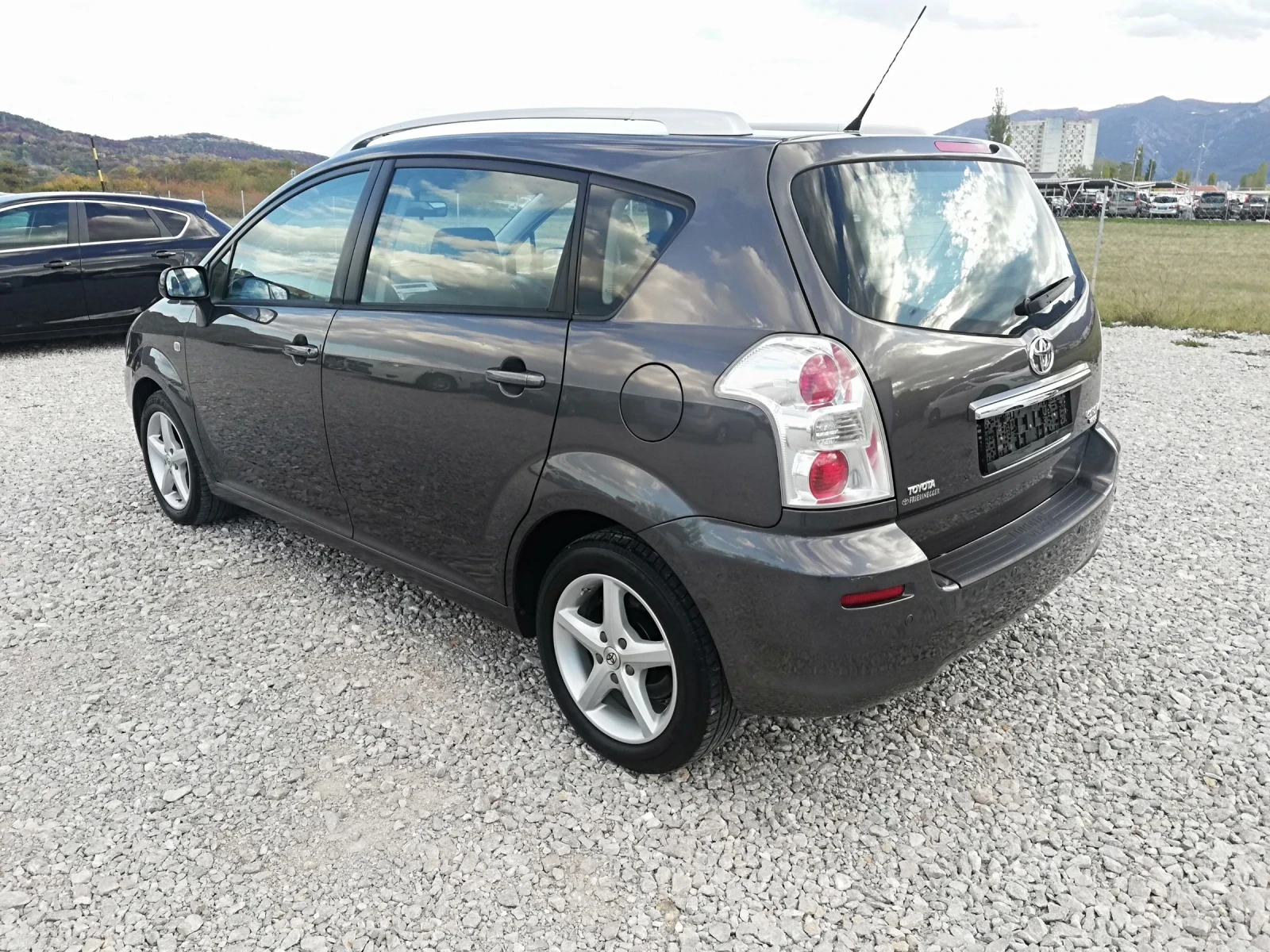 Toyota Corolla verso 1.8 vvti klima - изображение 4 | Auto.bg Toyota Corolla verso 1.8 vvti klima - изображение 4