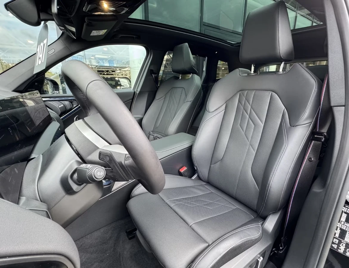 BMW X3 xDrive40d* Pano* LED* H&K - изображение 6 | Auto.bg BMW X3 xDrive40d* Pano* LED* H&K - изображение 6