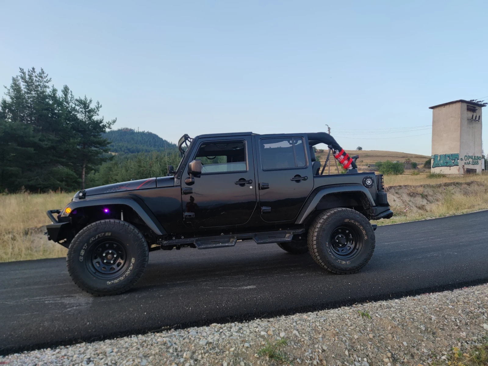 Jeep Wrangler JK Sahara Back country 3.6 286 hp - изображение 4 | Auto.bg Jeep Wrangler JK Sahara Back country 3.6 286 hp - изображение 4