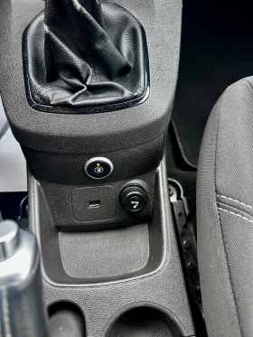 Ford Fiesta 1.4i ГАЗ 2016 ТОП СЪСТОЯНИЕ!!!! - 9999 лв. / 5112.41 € - 30100375 13 | Car24.bg Ford Fiesta 1.4i ГАЗ 2016 ТОП СЪСТОЯНИЕ!!!! - 9999 лв. / 5112.41 € - 30100375 13