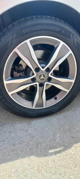 Mercedes-Benz C 220 4х4 - 15500 € / 30315.36 лв. - 85628647 5 | Car24.bg Mercedes-Benz C 220 4х4 - 15500 € / 30315.36 лв. - 85628647 5