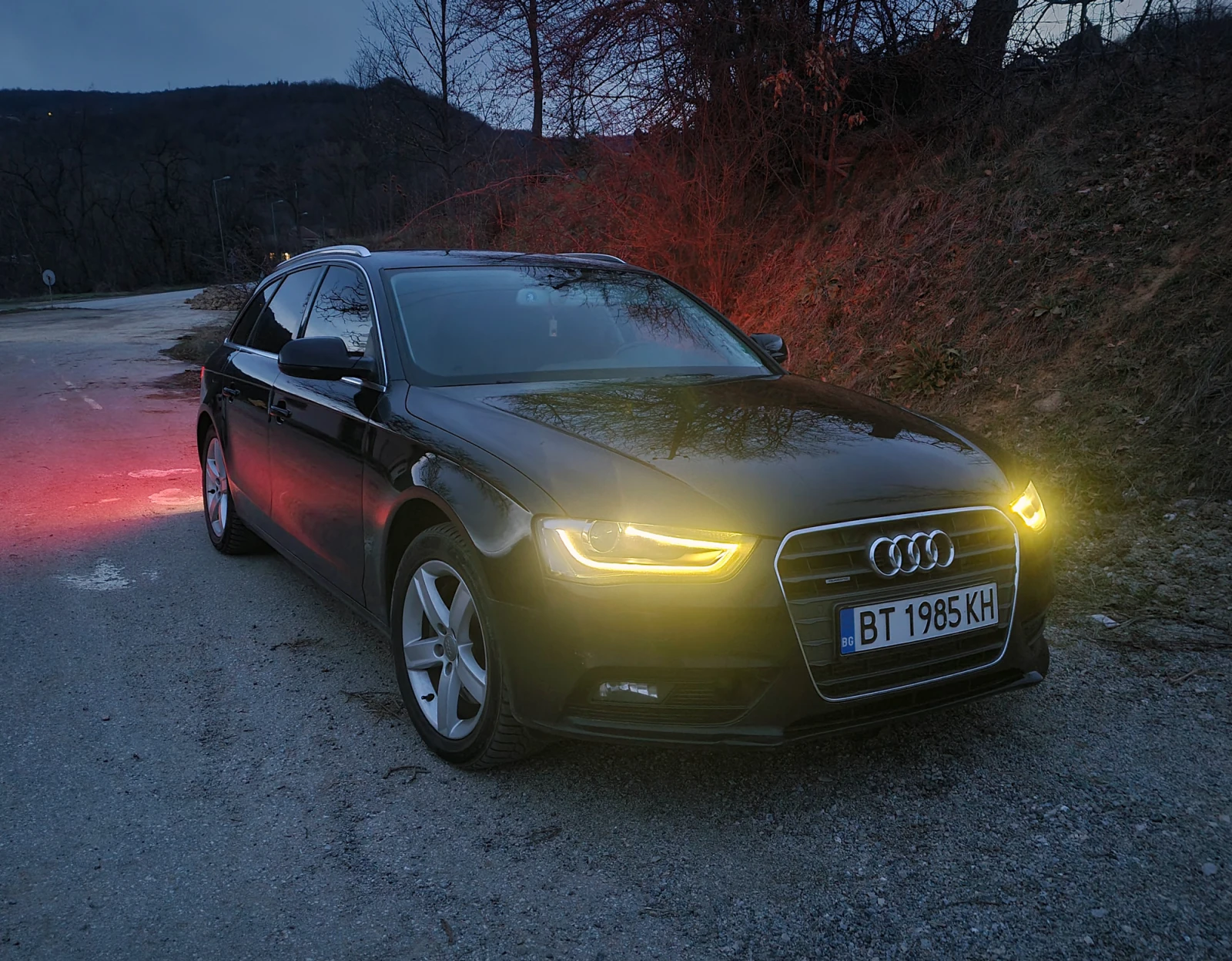 Audi A4 B8.5 3.0 TDI 245к.с. Quattro Дистроник Реални КМ - изображение 10 | Auto.bg Audi A4 B8.5 3.0 TDI 245к.с. Quattro Дистроник Реални КМ - изображение 10