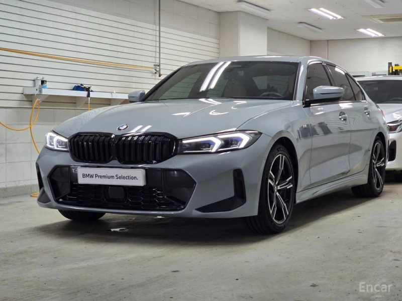BMW 320 i M SPORT* DISTRONIC* HEAD-UP* ПОДГРЕВ* КАМЕРА* - 28700 € / 56132.32 лв. - 87099388 1 | Car24.bg BMW 320 i M SPORT* DISTRONIC* HEAD-UP* ПОДГРЕВ* КАМЕРА* - 28700 € / 56132.32 лв. - 87099388 1