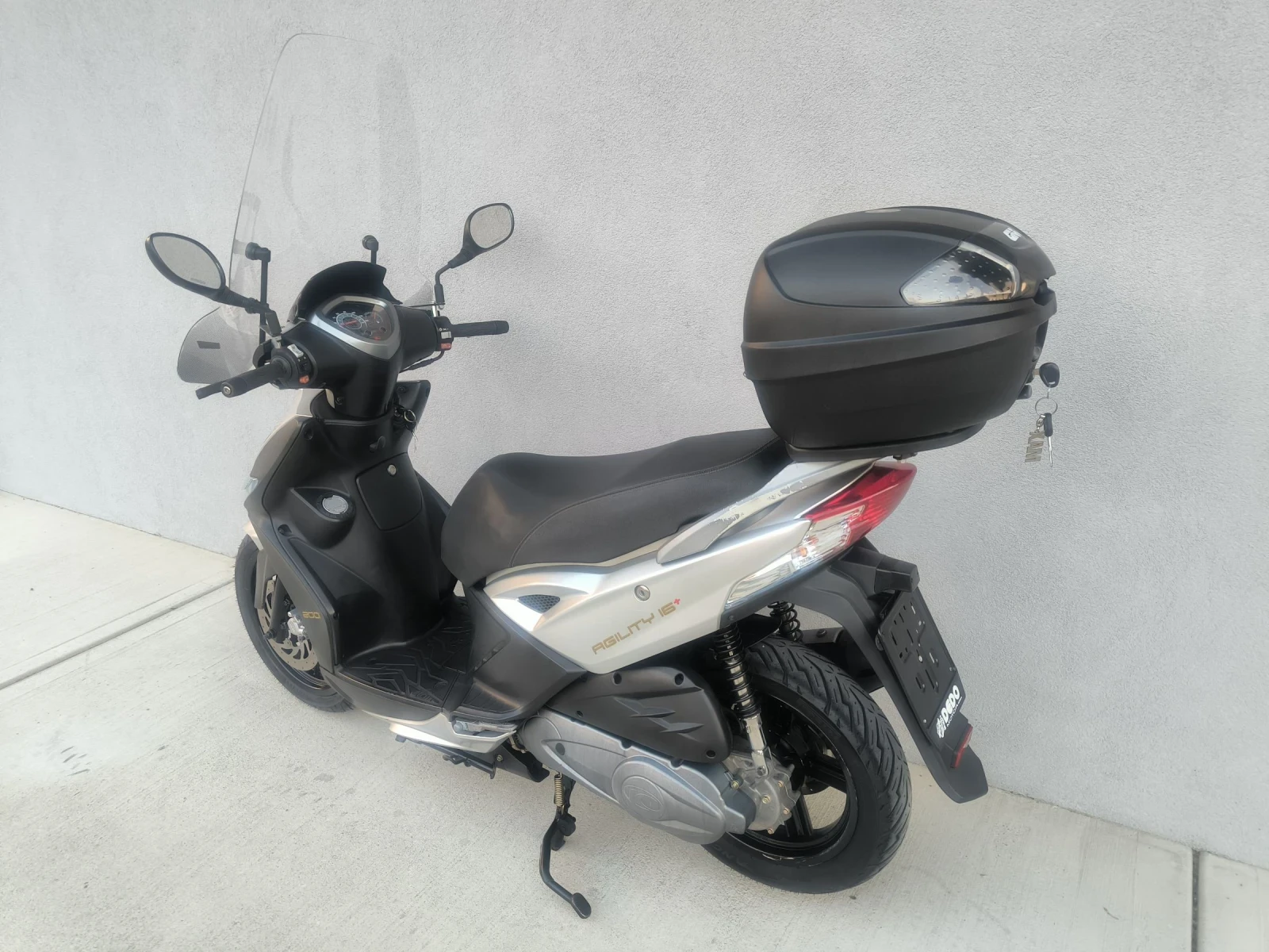 Kymco Agility 200i, на 12.350 км , 2014 година  - изображение 8 | Auto.bg Kymco Agility 200i, на 12.350 км , 2014 година  - изображение 8
