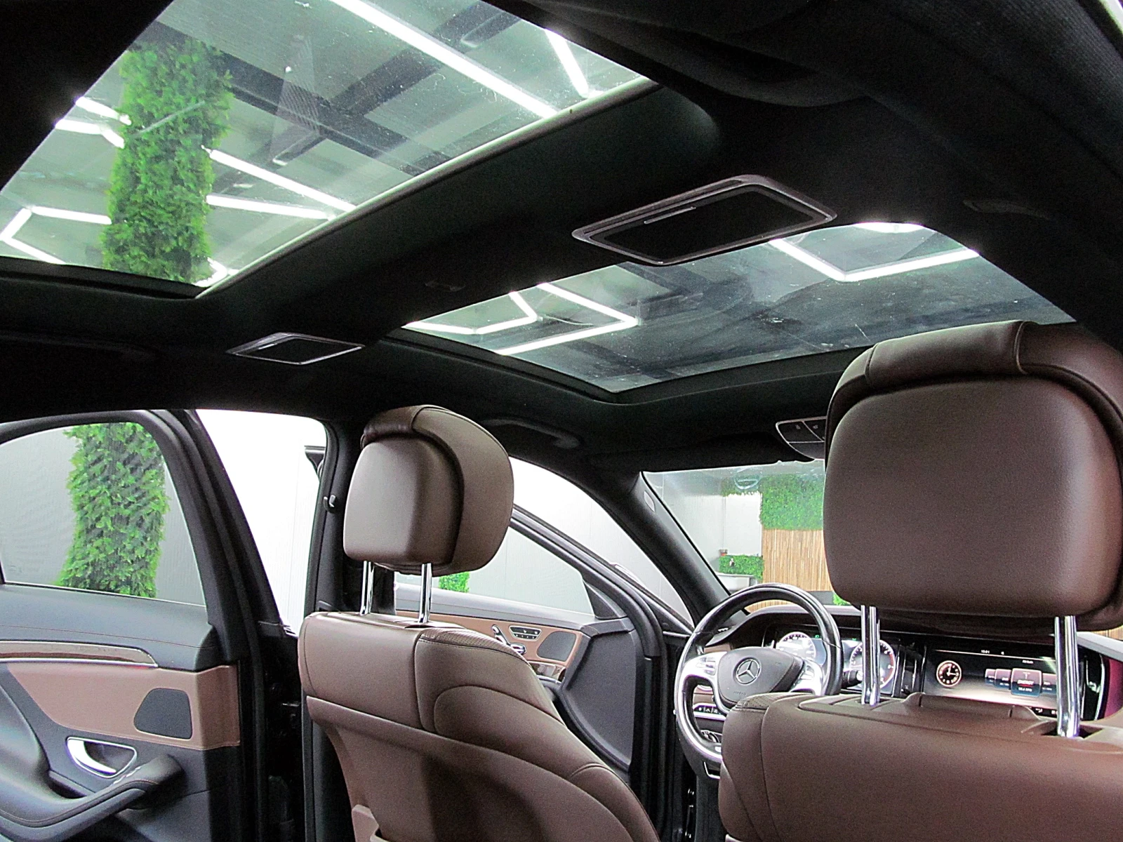 Mercedes-Benz S 350 4-MATIC/AMG/PANORAMA/KeylessGo/СОБСТВЕН ЛИЗИНГ - изображение 10 | Auto.bg Mercedes-Benz S 350 4-MATIC/AMG/PANORAMA/KeylessGo/СОБСТВЕН ЛИЗИНГ - изображение 10