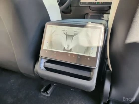 Tesla Model 3 PERFORMANCE DUAL-MOTOR * AWD* | Auto.bg — изображение 13 Tesla Model 3 PERFORMANCE DUAL-MOTOR * AWD* | Auto.bg — изображение 13