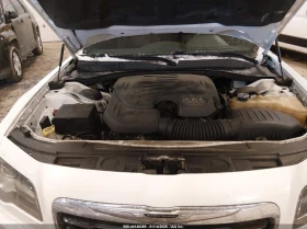 Chrysler 200 3.6L V-6 DOHC, VVT, 292HP Rear Wheel Drive - 5800 € / 11343.81 лв. - 51718399 15 | Car24.bg Chrysler 200 3.6L V-6 DOHC, VVT, 292HP Rear Wheel Drive - 5800 € / 11343.81 лв. - 51718399 15