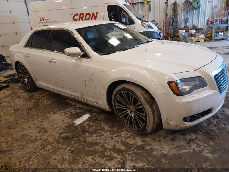 Chrysler 200 3.6L V-6 DOHC, VVT, 292HP Rear Wheel Drive - 5800 € / 11343.81 лв. - 51718399 1 | Car24.bg Chrysler 200 3.6L V-6 DOHC, VVT, 292HP Rear Wheel Drive - 5800 € / 11343.81 лв. - 51718399 1