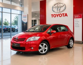 Toyota Auris 1.6 бензин , безключово, климатроник