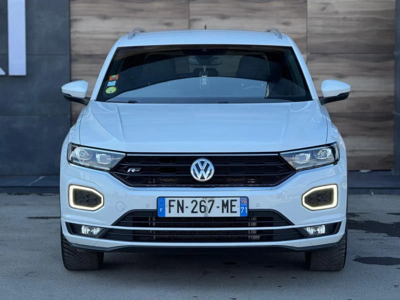 VW T-Roc 2.0 R-LINE - 15500 € / 30315.36 лв. - 40340210 1 | Car24.bg VW T-Roc 2.0 R-LINE - 15500 € / 30315.36 лв. - 40340210 1