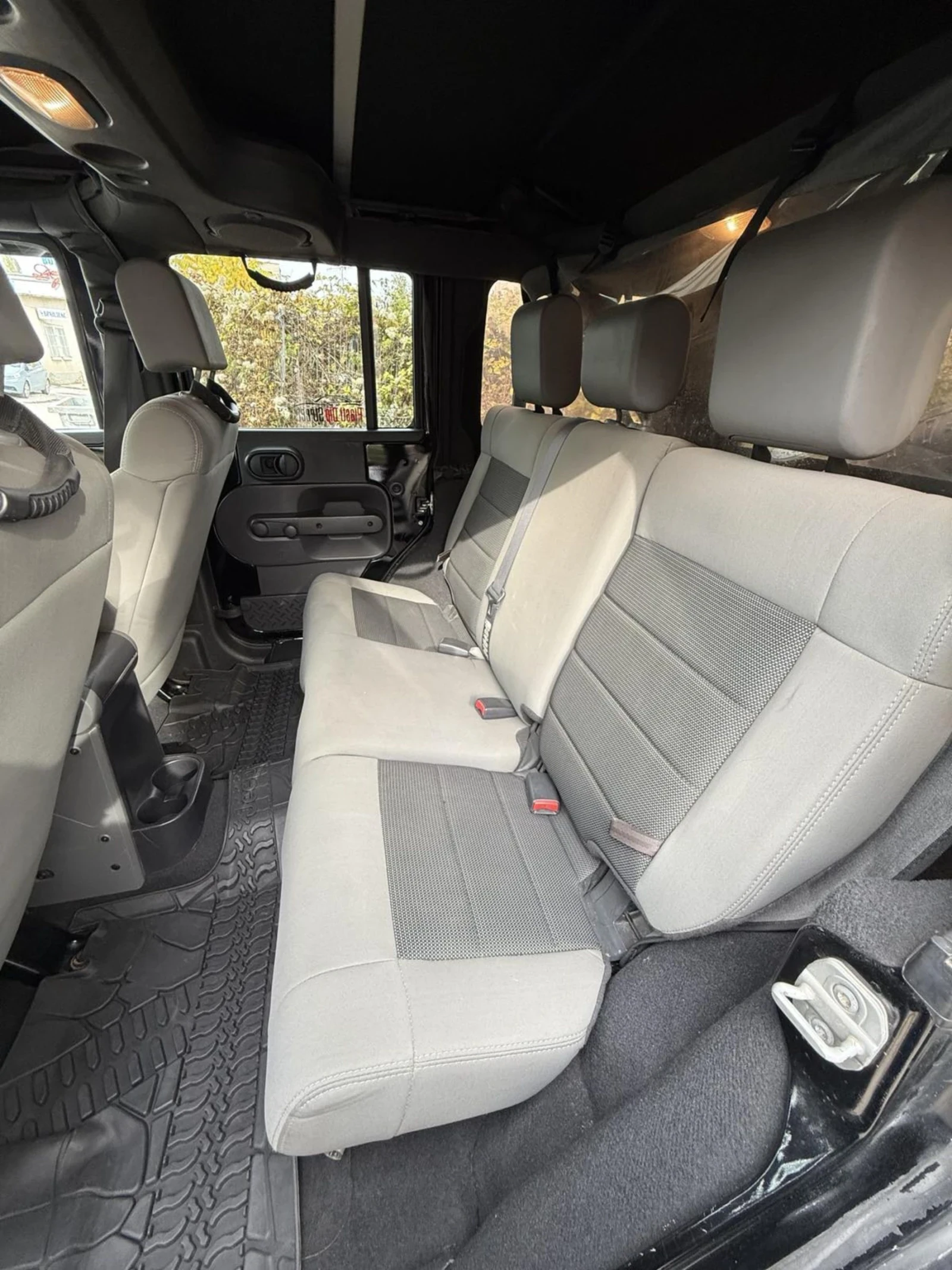 Jeep Wrangler  - изображение 8 | Auto.bg Jeep Wrangler  - изображение 8